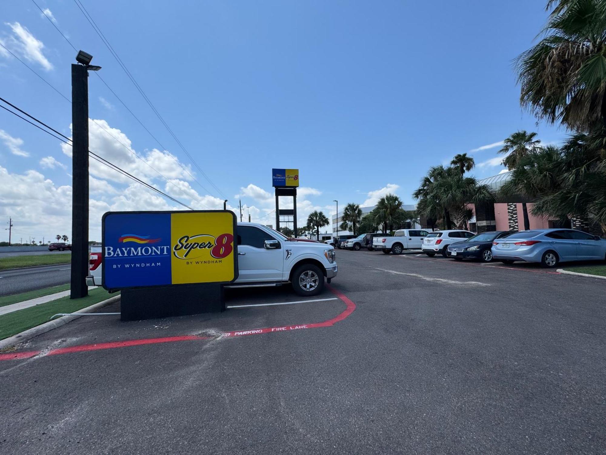 Baymont By Wyndham Corpus Christi Airport Exterior foto