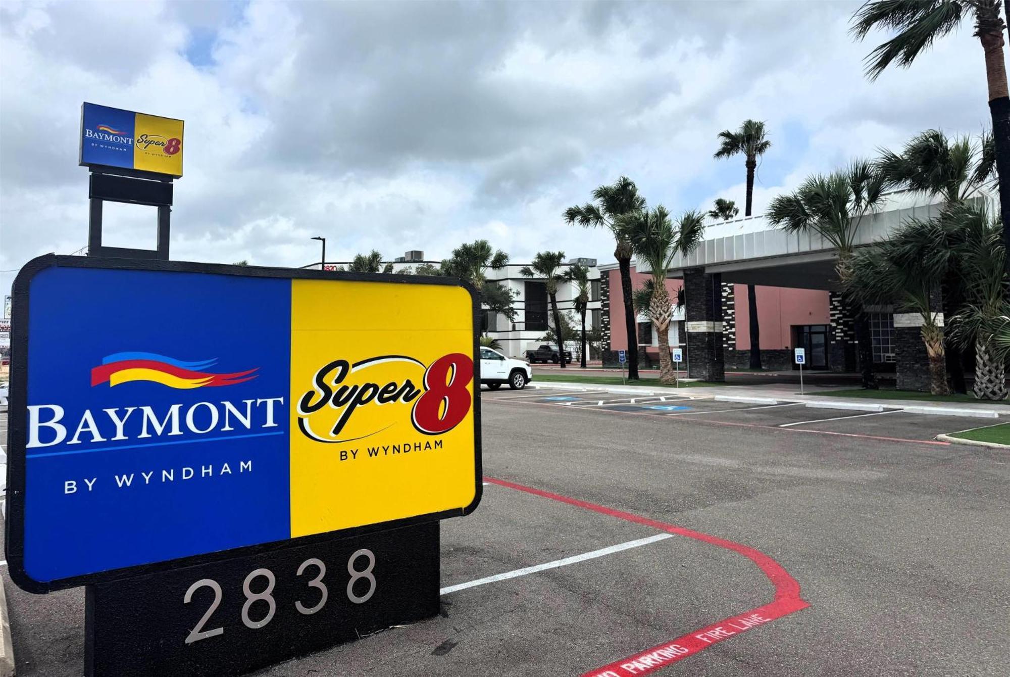 Baymont By Wyndham Corpus Christi Airport Exterior foto